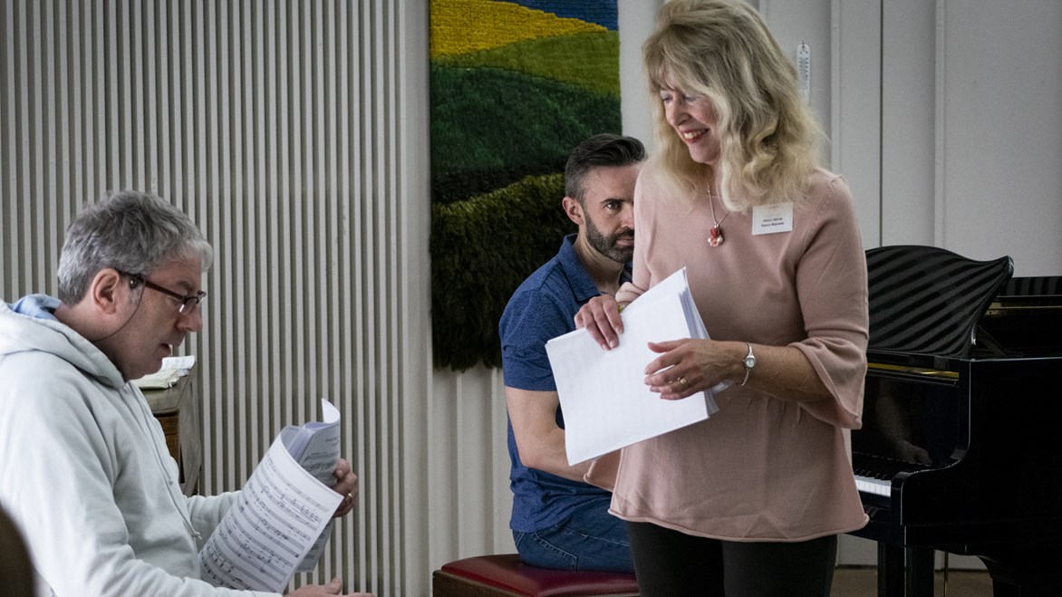 Graham Trew, Gavin Roberts and female singer undefinedGraham Trew, Gavin Roberts and female singer
