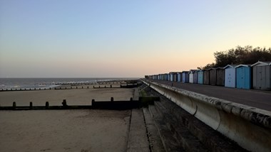  Images - Article - [image_xl lt desc copyright]